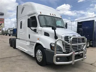 2018 Freightliner CASCADIA 113