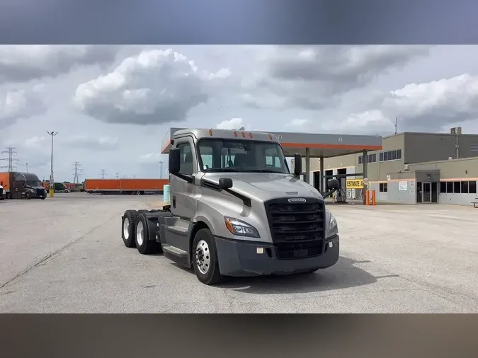 2020 Freightliner Cascadia 12633ef7d149f2ddb46aa481526c2deaa61