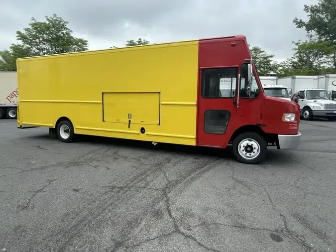 2017 FRTLR CUSTOM CHASSIS CORP MT55