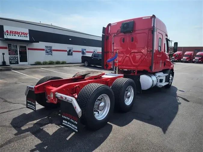 2021 FREIGHTLINER CA116