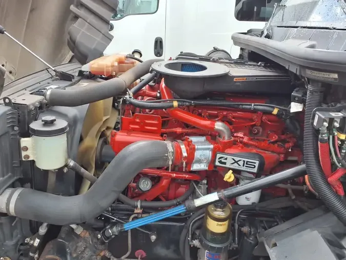 2019 NAVISTAR INTERNATIONAL LT625 SLPR CAB