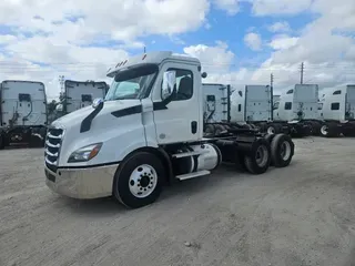 2020 FREIGHTLINER/MERCEDES NEW CASCADIA 116