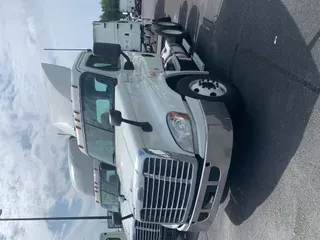 2016 FREIGHTLINER/MERCEDES CASCADIA 125