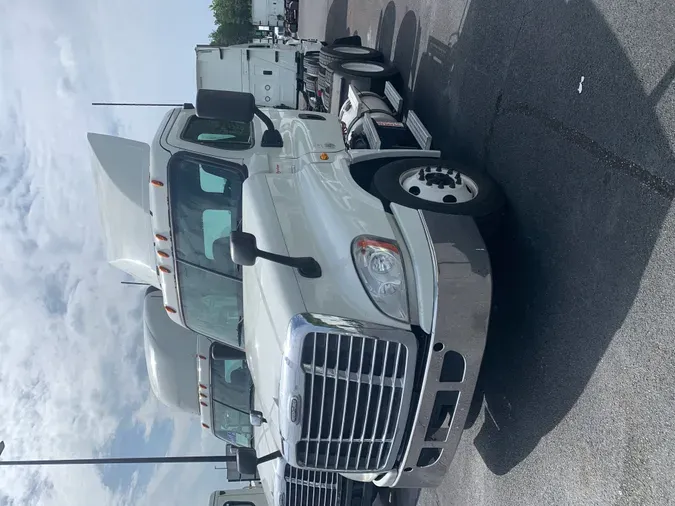 2016 FREIGHTLINER/MERCEDES CASCADIA 12533f47cb15aa7097f4f9c65f64e18eeed