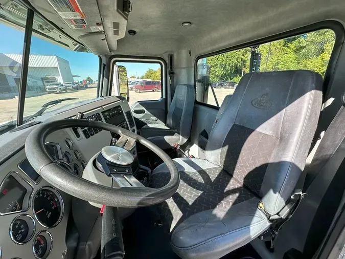 2018 MACK CXU613