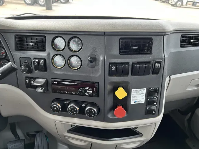 2019 Peterbilt 567