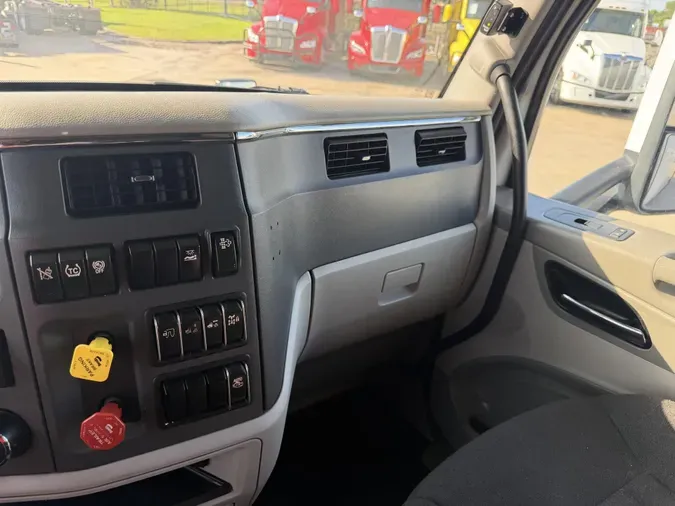 2021 Peterbilt 579