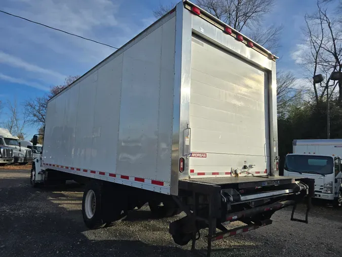 2017 FREIGHTLINER/MERCEDES M2 106