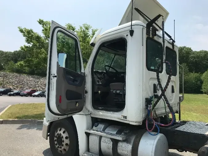 2018 Freightliner X12564ST