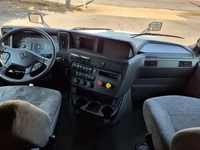 2020 NAVISTAR INTERNATIONAL LT625 SLPR CAB