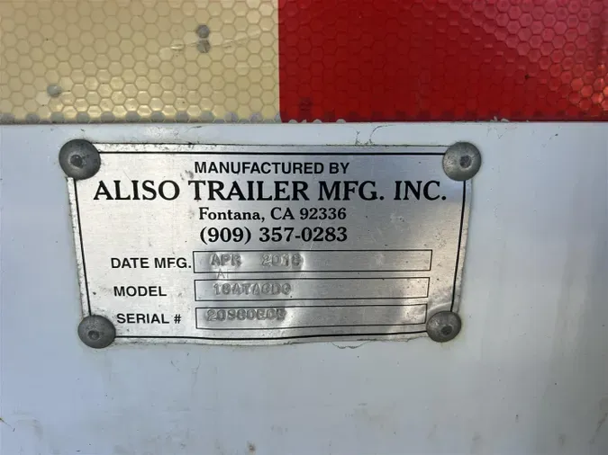 2019 Peterbilt 348