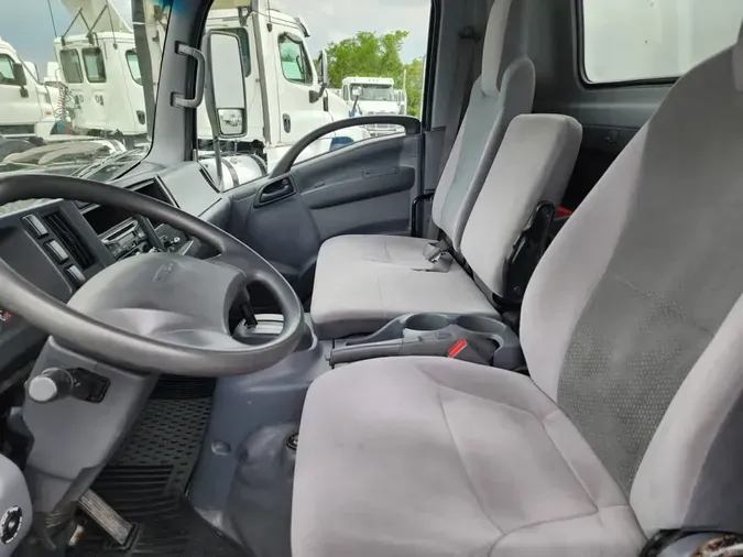 2018 ISUZU NPR HD