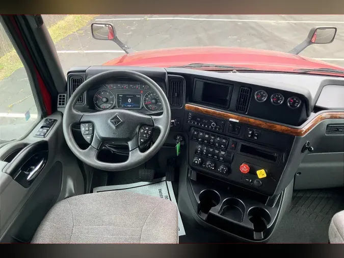 2021 INT LT625 6x4