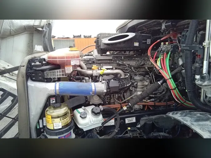 2022 Freightliner Cascadia 126