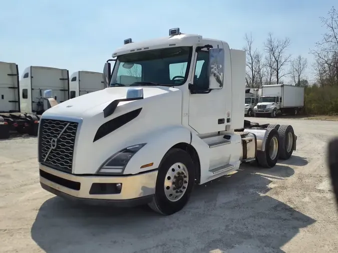 2018 VOLVO VNL64TRACTOR3409da7940b27295bb5b904eb401f2fb