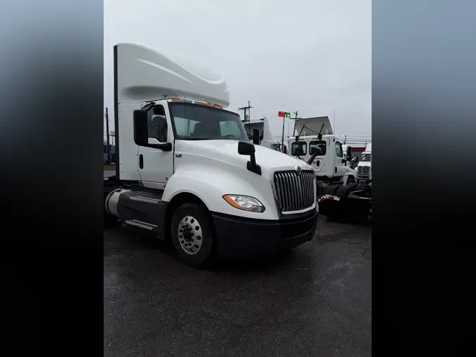 2020 NAVISTAR INTERNATIONAL LT625 DAYCAB T/A