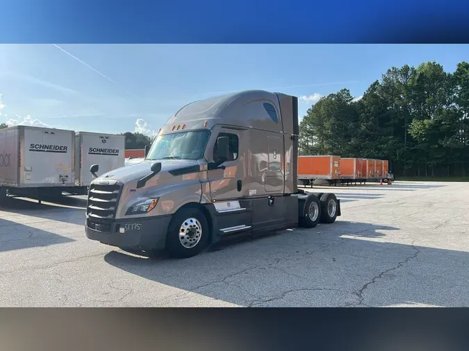 2021 Freightliner Cascadia
