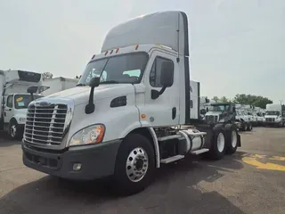 2018 FREIGHTLINER CASCADIA 113" DAYCAB