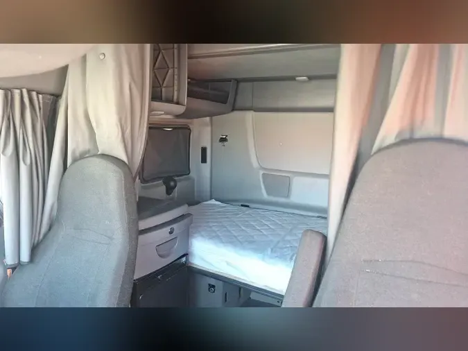 2022 International LT34186ee0f4a4729d5d434c461369e102