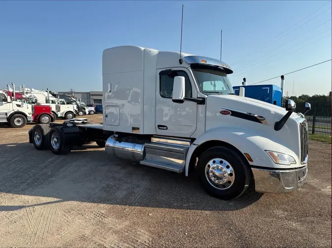 2023 Peterbilt 579