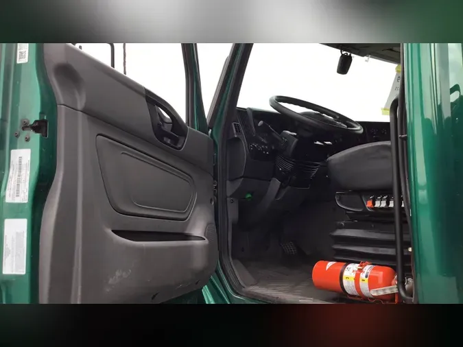 2021 International LT