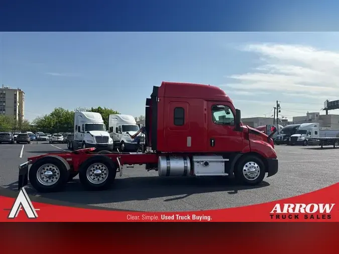 2020 FREIGHTLINER CA116