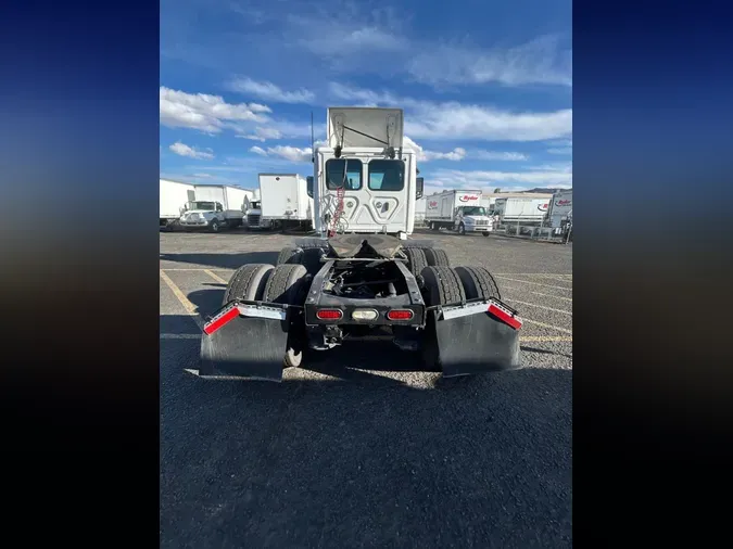 2019 FREIGHTLINER/MERCEDES CASCADIA