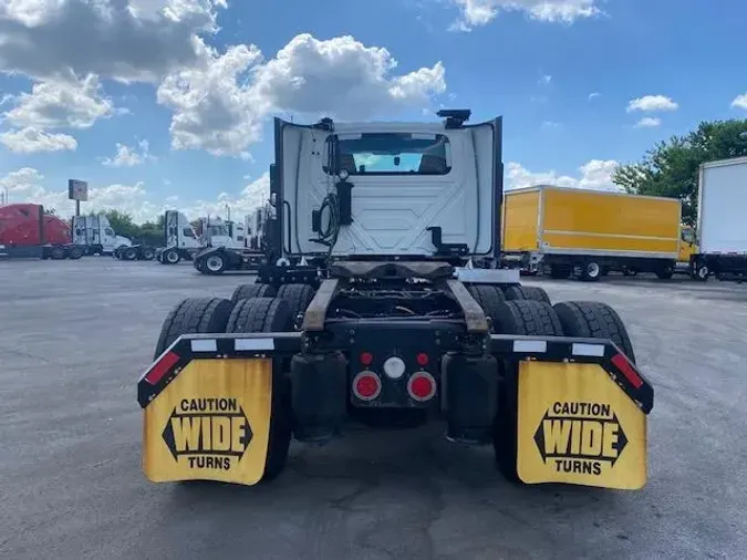 2020 International LT625