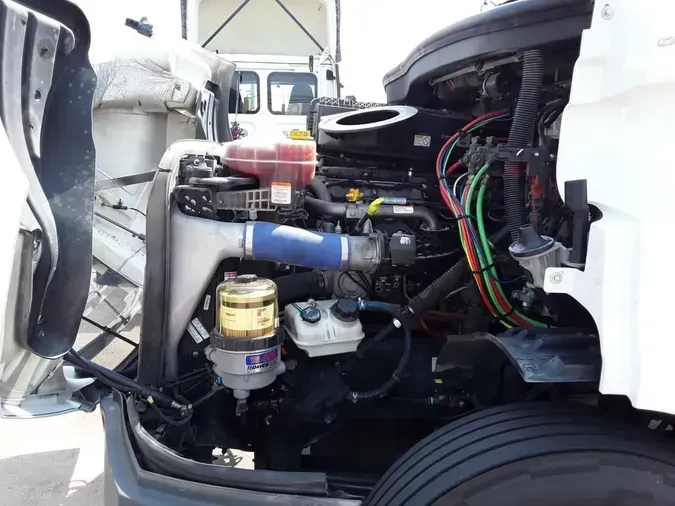 2019 FREIGHTLINER NEW CASCADIA 116