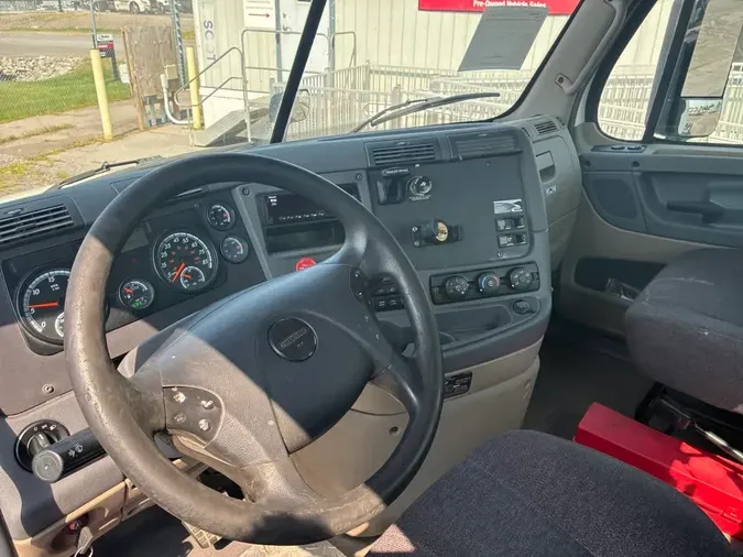 2019 FREIGHTLINER/MERCEDES CASCADIA 12534209fc05ba09ce4a152632584fba604