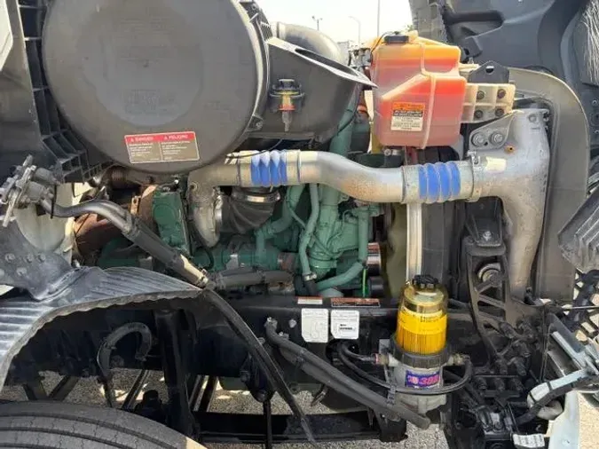 2023 Volvo VNR64T3003423c60efe9cffabe578be8942eeaeb6