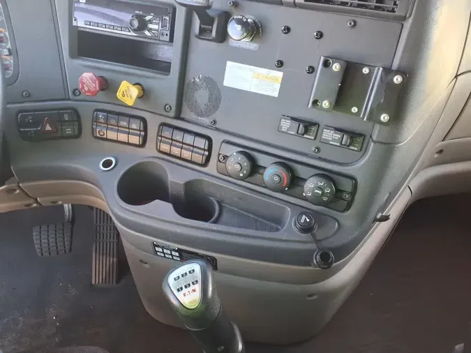 2019 FREIGHTLINER/MERCEDES CASCADIA 125