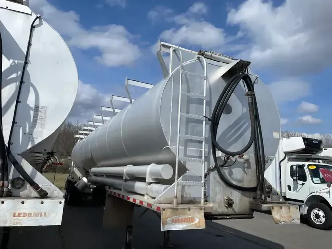 2018 LEDWELL 40' TANKER