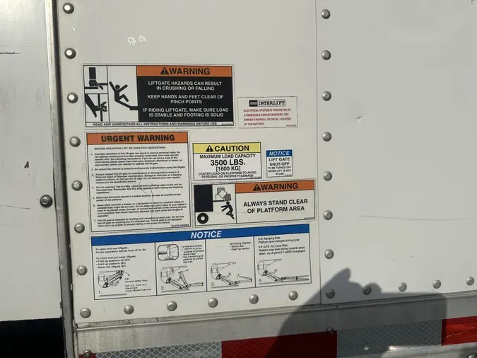 2020 Peterbilt 33734278a59f28bf18aba91d8b85f3a5b2f