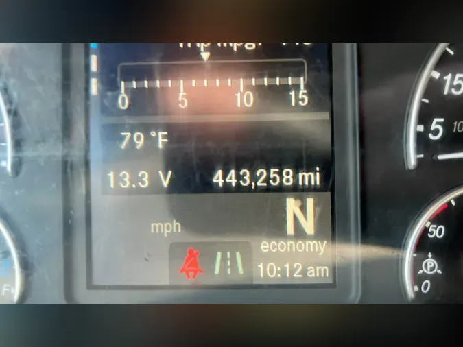 2020 Freightliner Cascadia 126