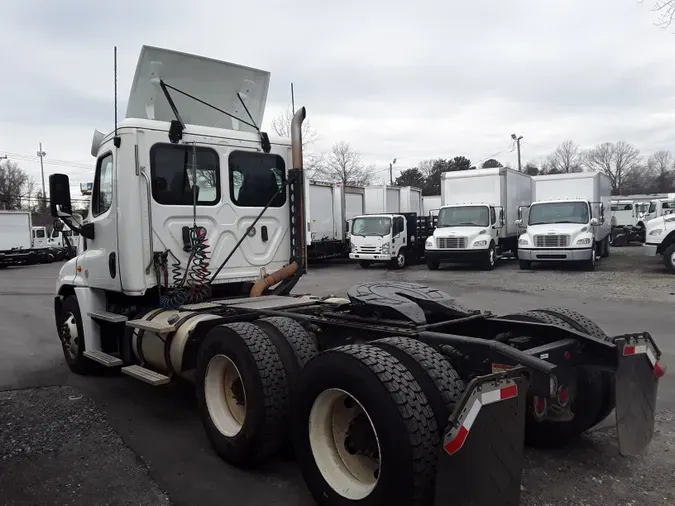 2018 FREIGHTLINER/MERCEDES CASCADIA 125