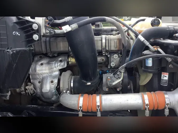 2020 Freightliner Cascadia 126