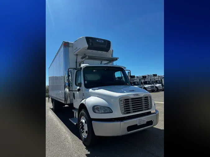 2016 FREIGHTLINER/MERCEDES M2 106