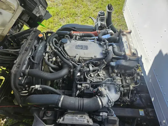 2014 ISUZU NPR HD