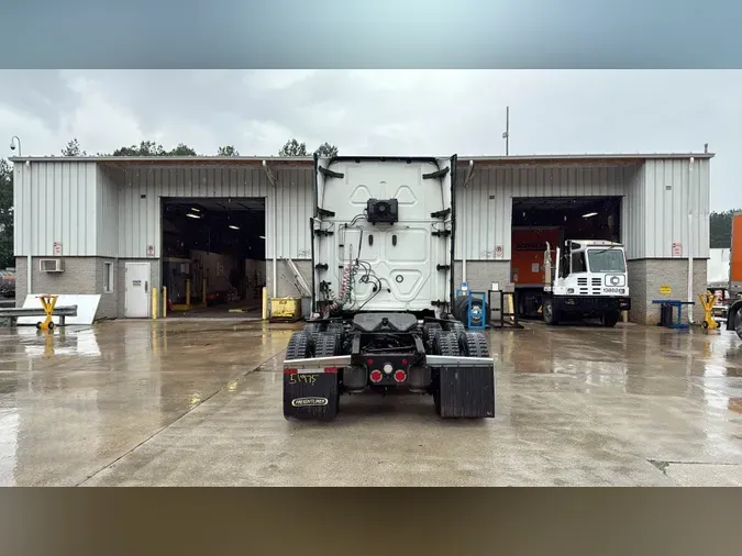 2021 Freightliner Cascadia