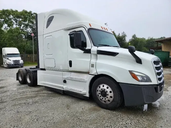 2020 Freightliner T12664ST343d21df7fca9f6d9651ce137e0f1260