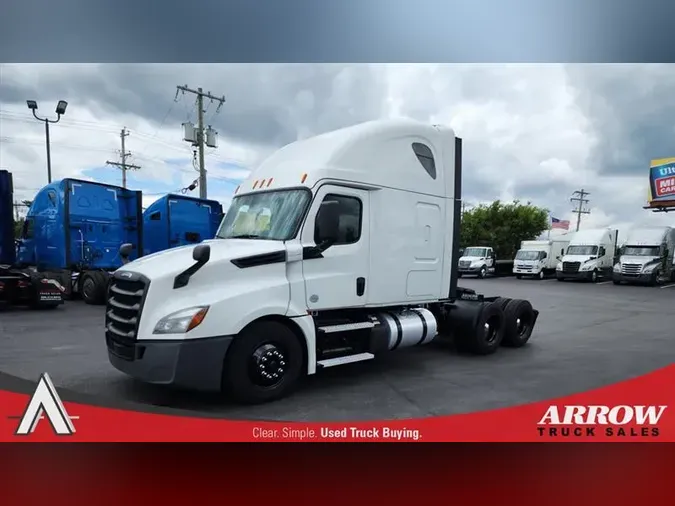 2020 FREIGHTLINER CA126