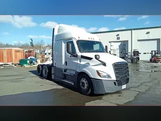2022 Freightliner Cascadia 126