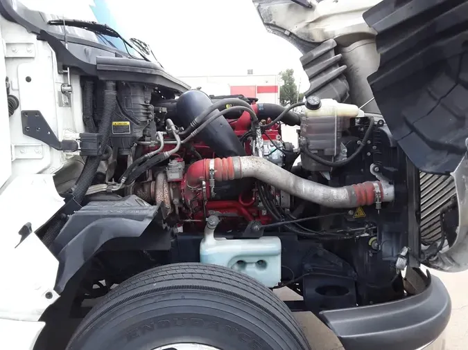 2019 NAVISTAR INTERNATIONAL LT625 SLPR CAB