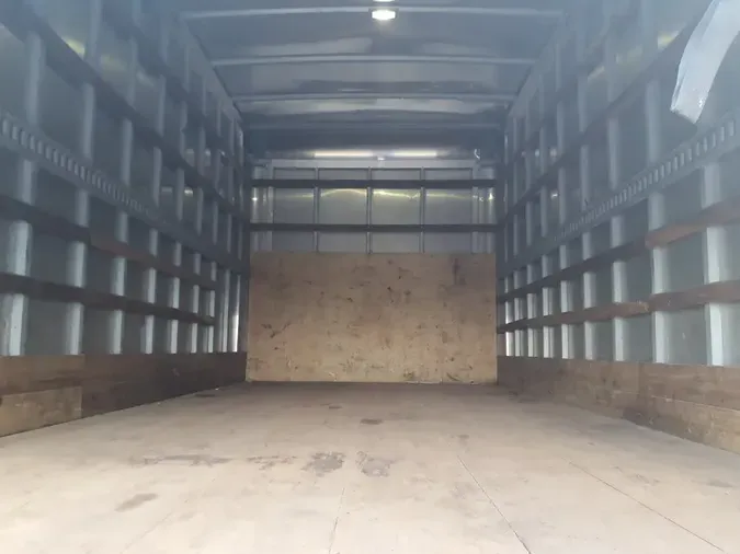 2019 ISUZU NPR HD