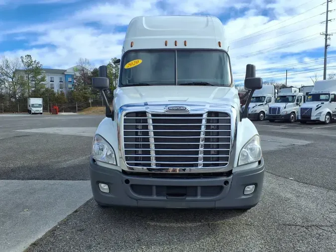 2020 FREIGHTLINER/MERCEDES CASCADIA 125