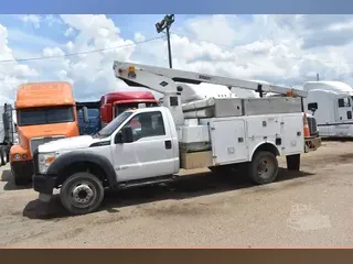 2012 VERSALIFT TEL29N03