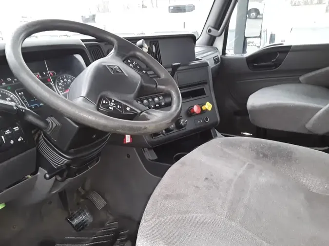 2019 NAVISTAR INTERNATIONAL RH613 DAYCAB S/A