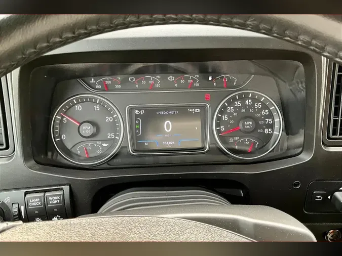 2021 INT LT625 6x4