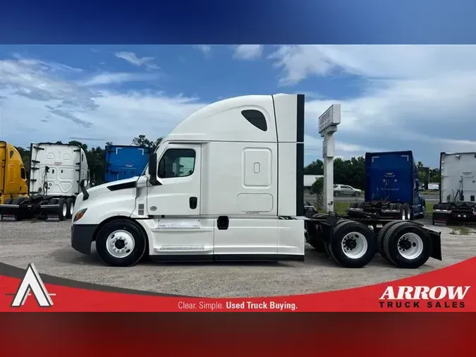 2021 FREIGHTLINER CA126